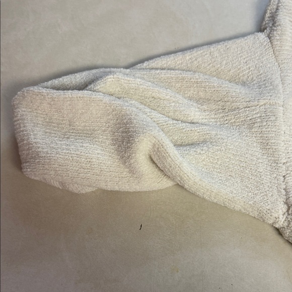 Simply Vera Vera Wang Cream Hooded Sweater 🐯 - Picture 7 of 8